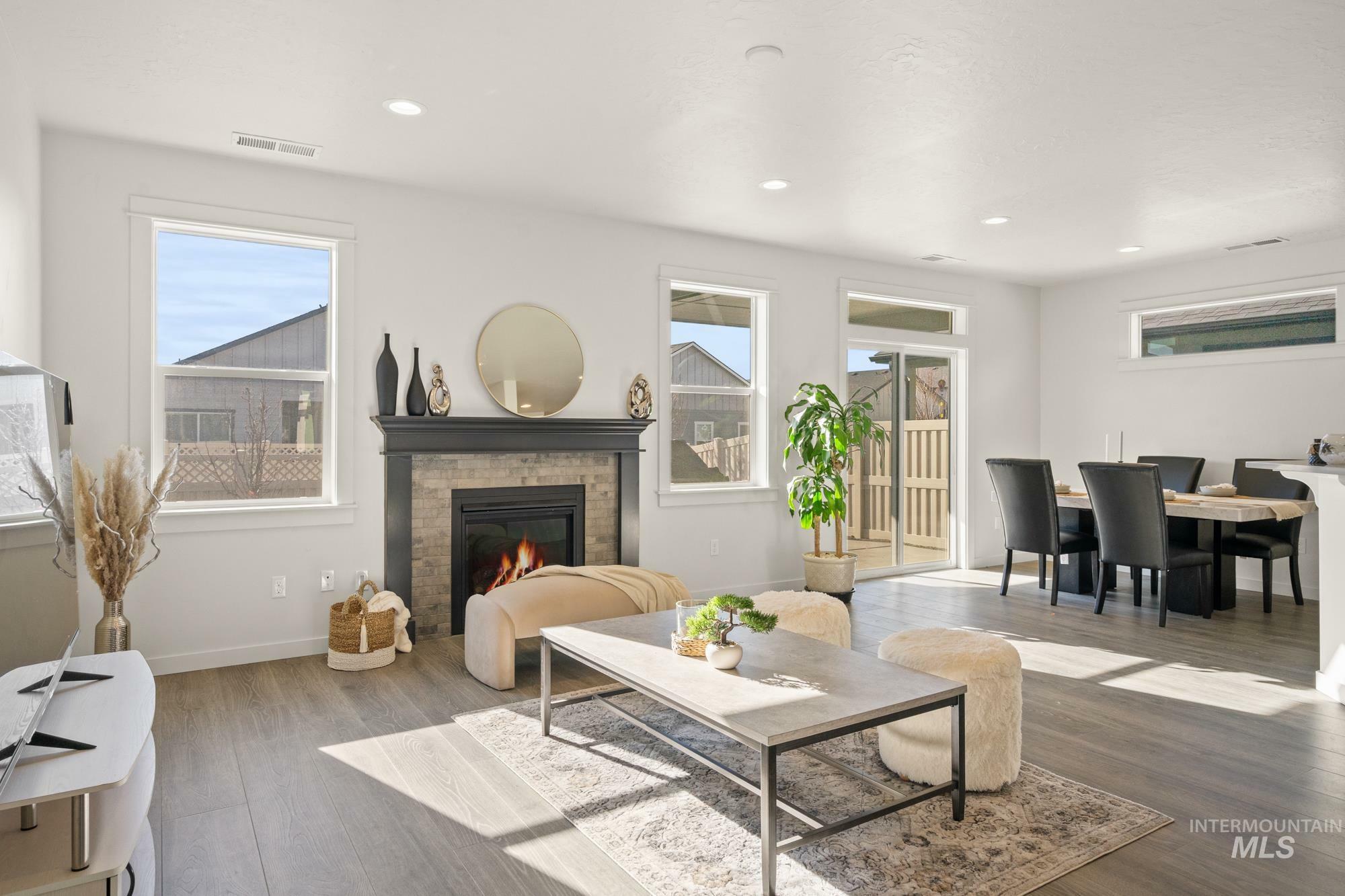 Property Photo: 7685 W Itasco Dr ID 83709