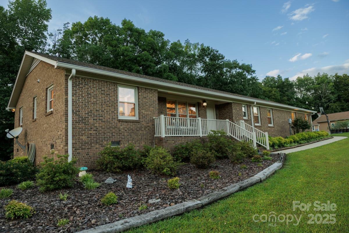 Property Photo: 4816 Zion Church Road NC 28025