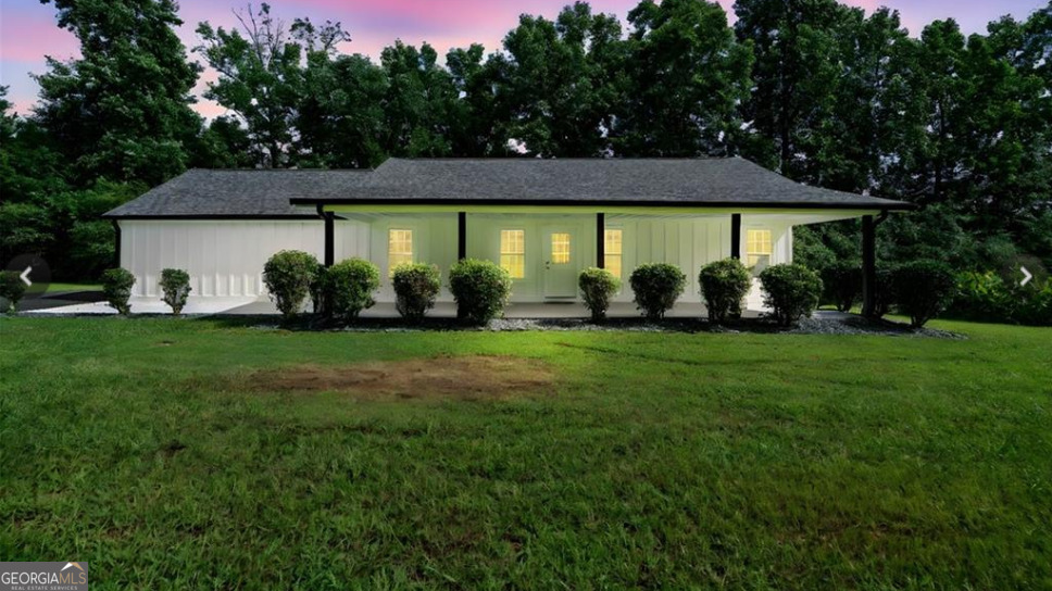 Property Photo:  2400 Flatbottom Road  GA 30107 