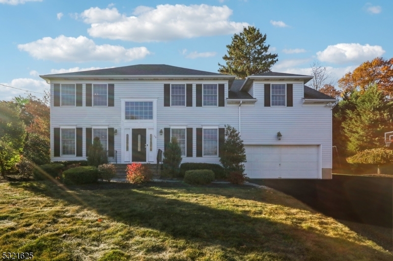 Property Photo:  48 Macspar Dr  NJ 07869 