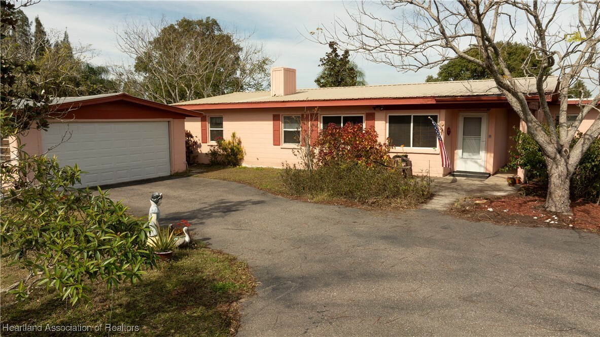 Property Photo:  1010 Marble Avenue  FL 33825 