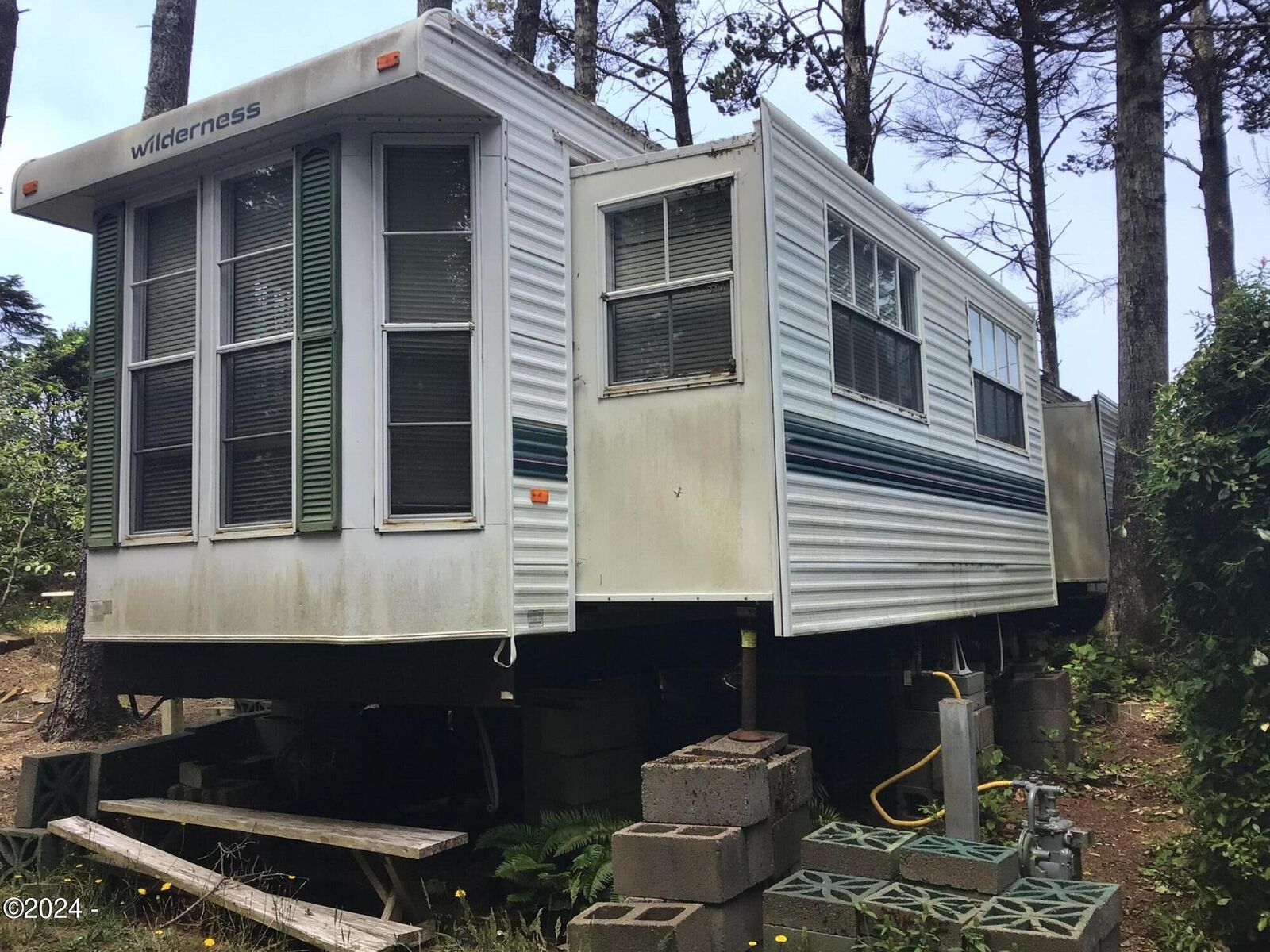 Property Photo: 3700 N Hwy 101 #77 OR 97341