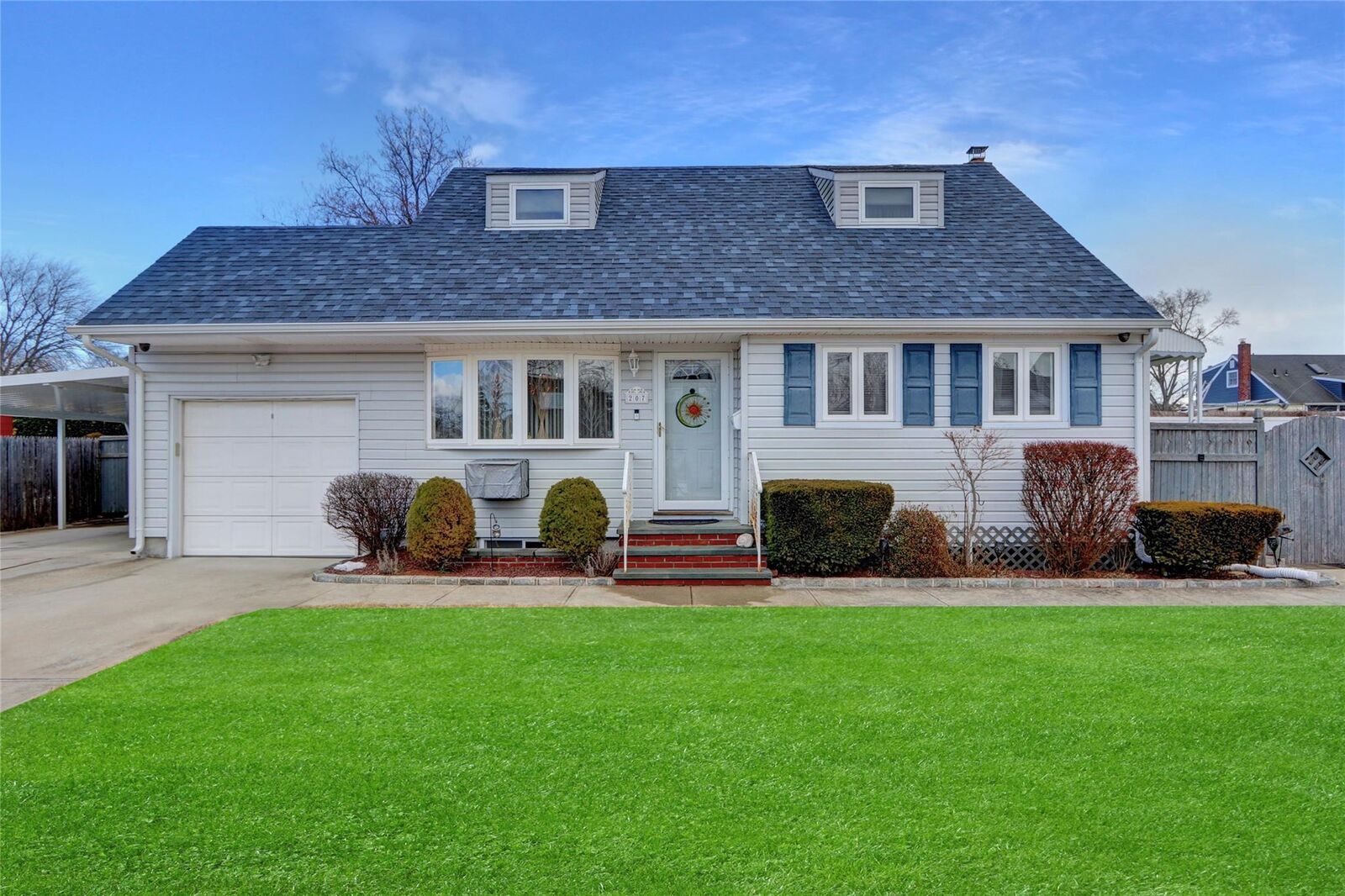 Property Photo: 207 Front Avenue NY 11717