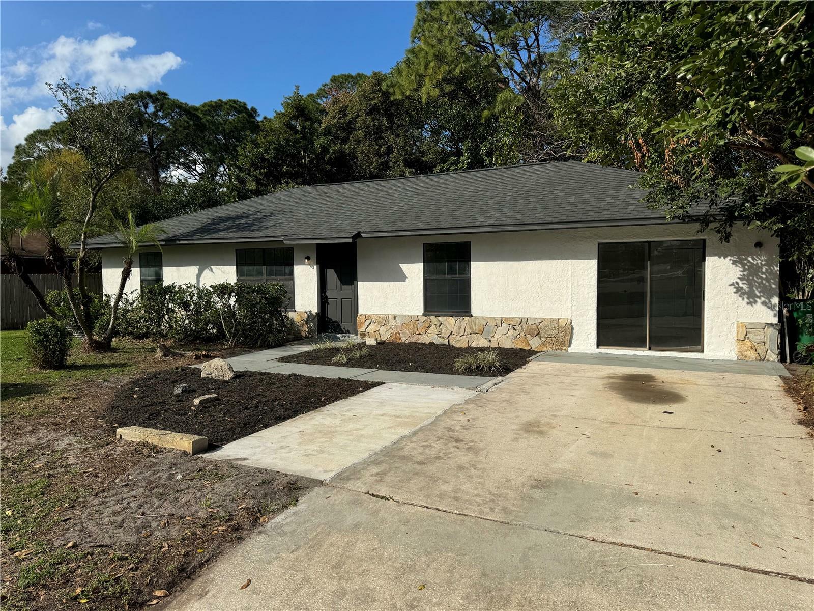 Property Photo:  5100 Carrick Road  FL 32927 