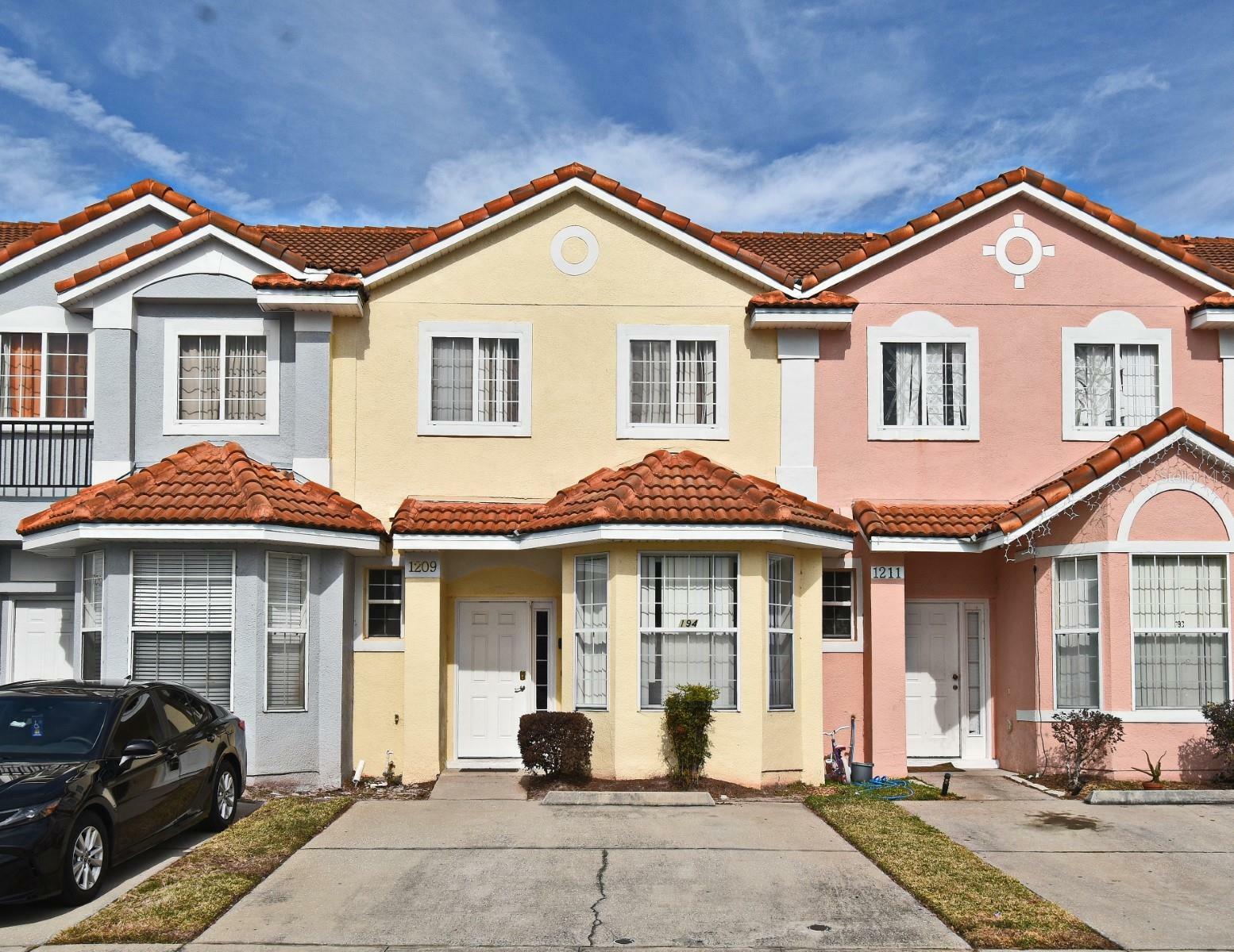 Property Photo:  1209 S Beach Circle  FL 34746 