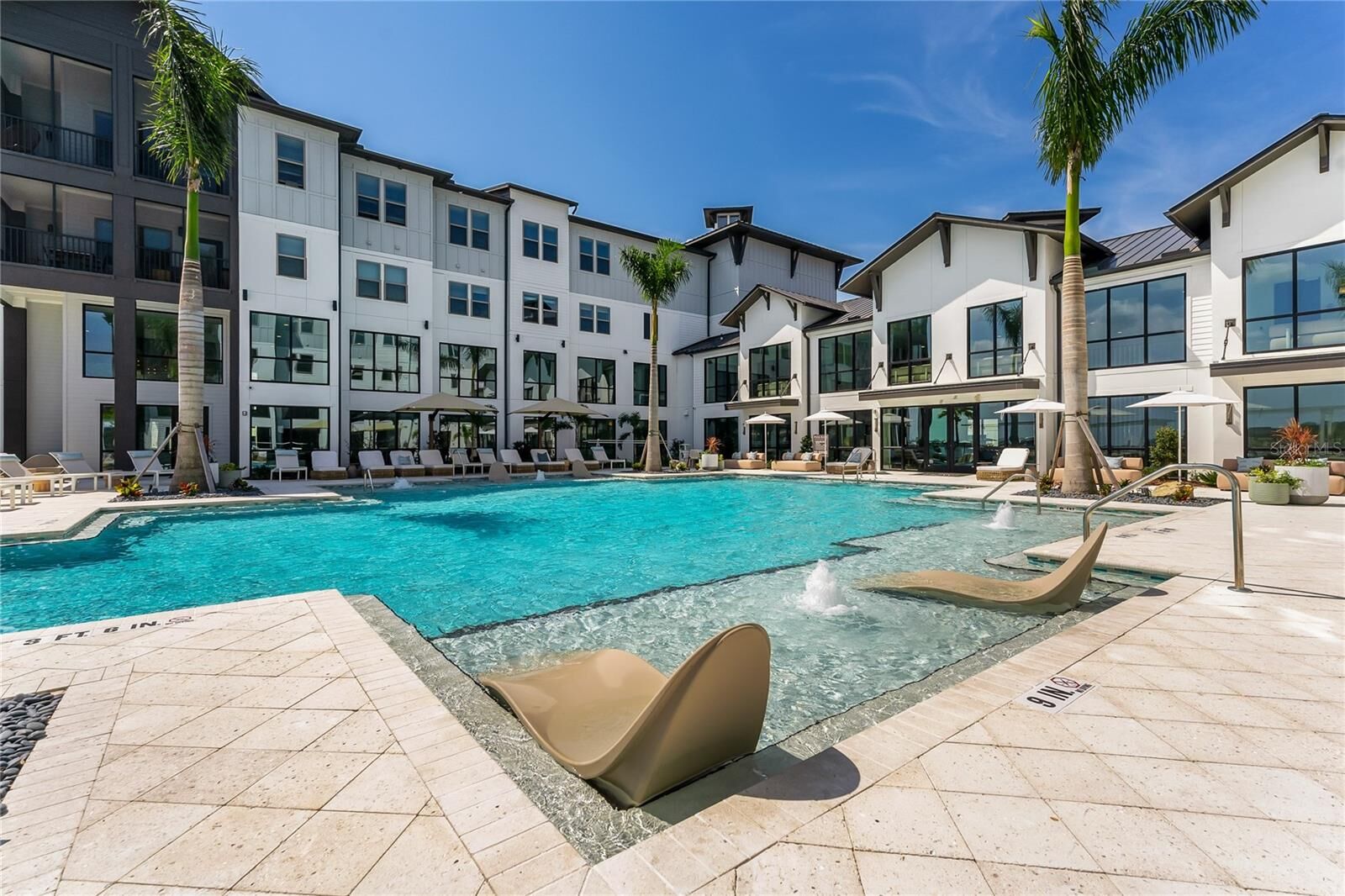 Property Photo:  1420 Lakefront Drive 6411  FL 34240 
