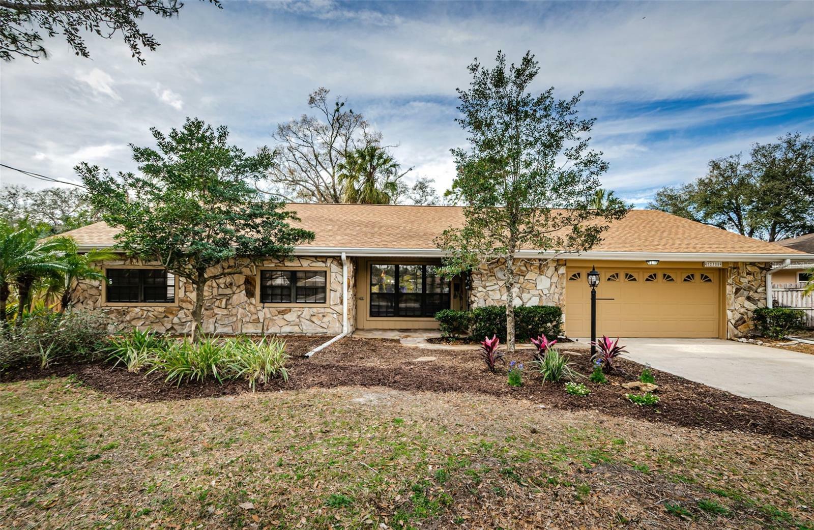 Property Photo:  12708 N 52nd Street  FL 33617 