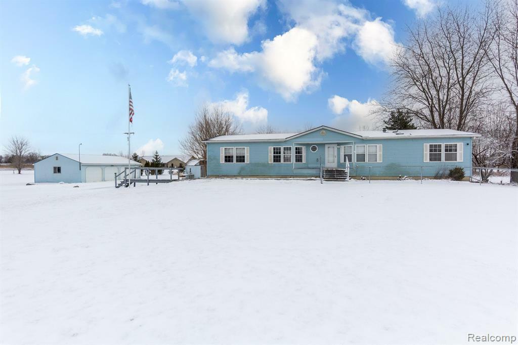 Property Photo: 69288 Omo Road MI 48062 5008