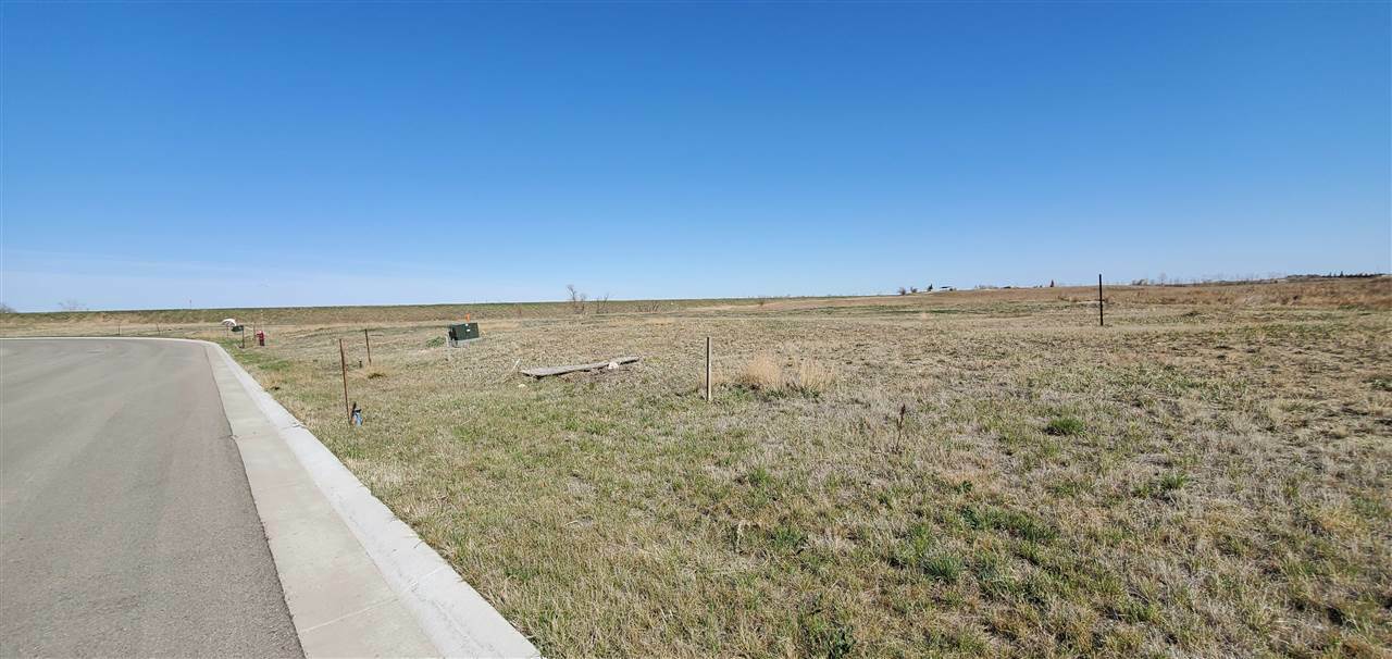 Property Photo:  1450 N Elm St Block 52 Lot 19  ND 58852 