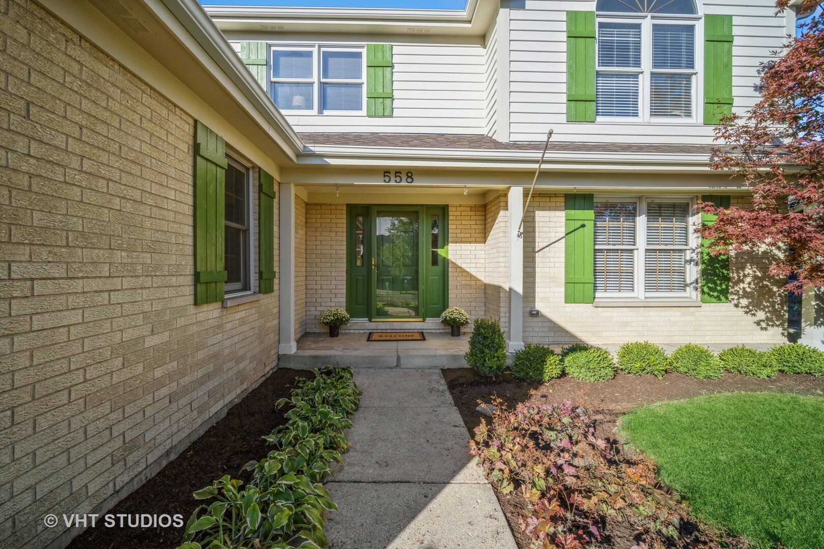 Property Photo:  558 N 3rd Avenue  IL 60016 