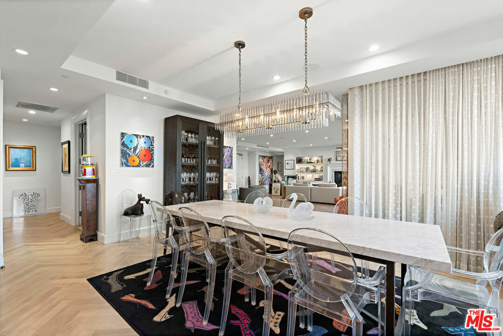 Property Photo: 1 W Century Drive 5B CA 90067