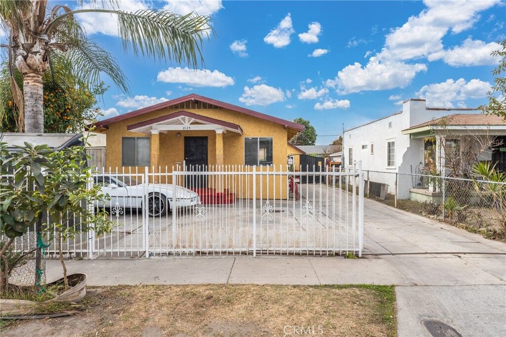 Property Photo:  8125 Garden View Avenue  CA 90280 