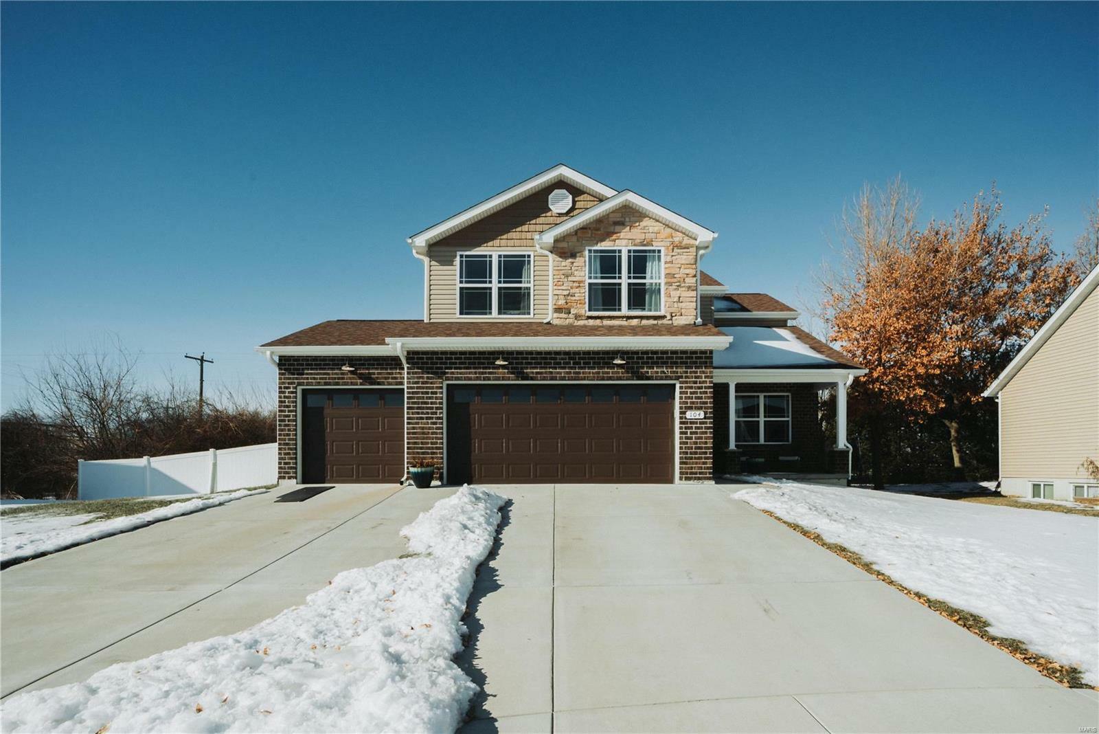 104 Eisenhower Boulevard  Troy IL 62294 photo