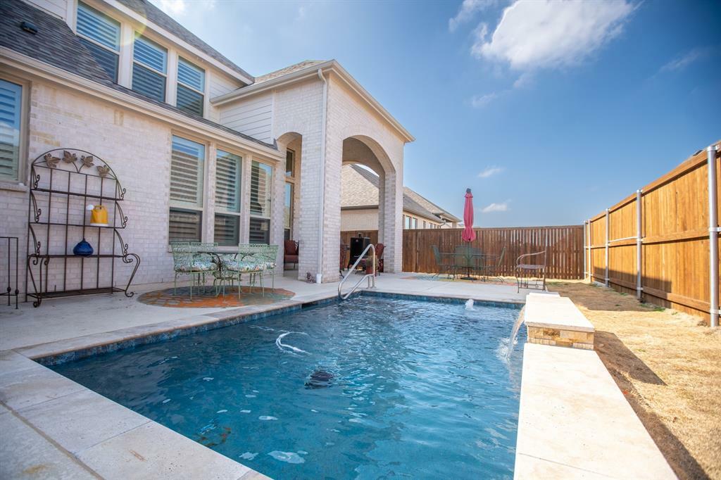 Property Photo:  2813 Garrison Drive  TX 75454 