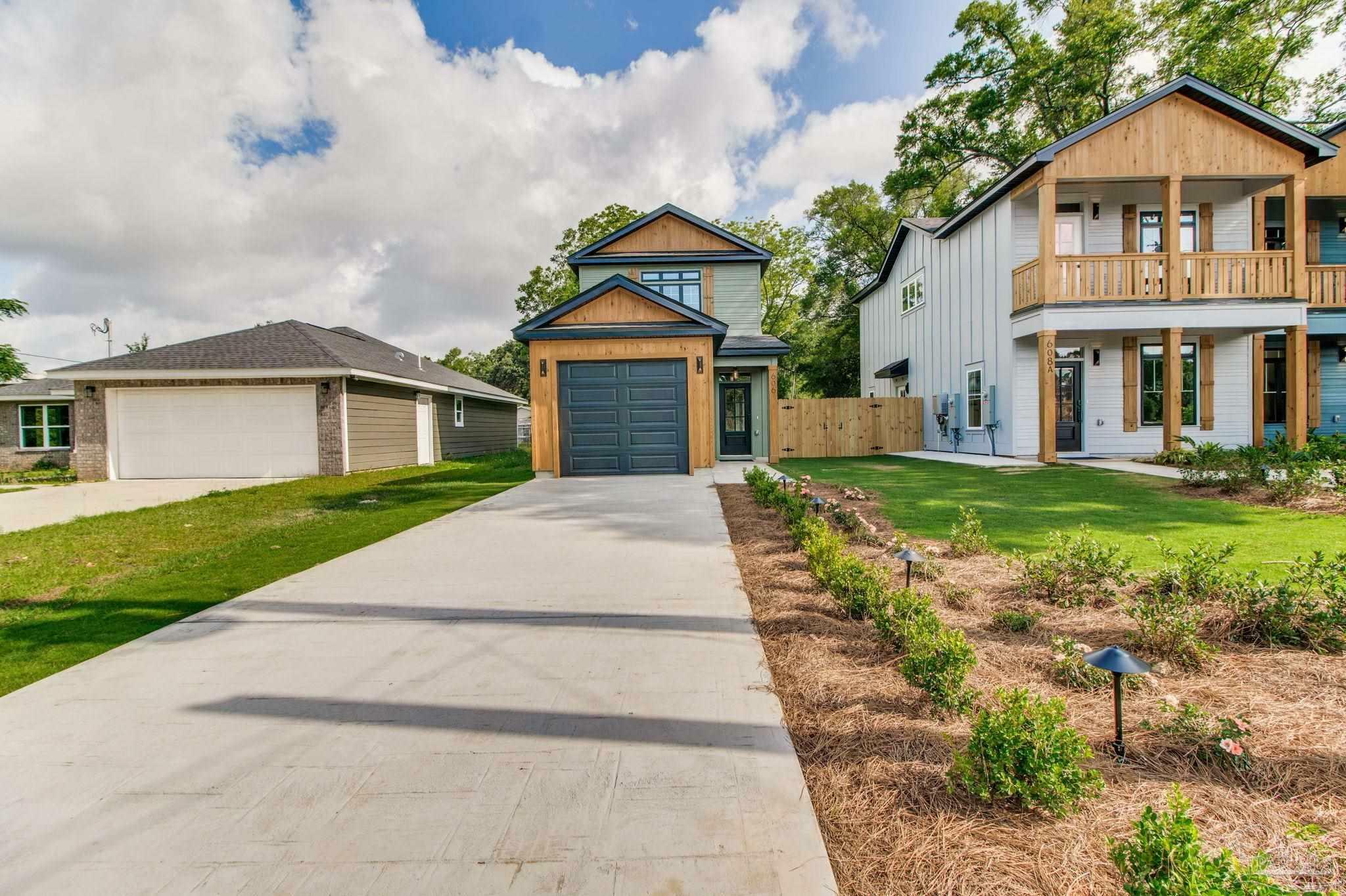 Property Photo: 606 Leonard St FL 32503