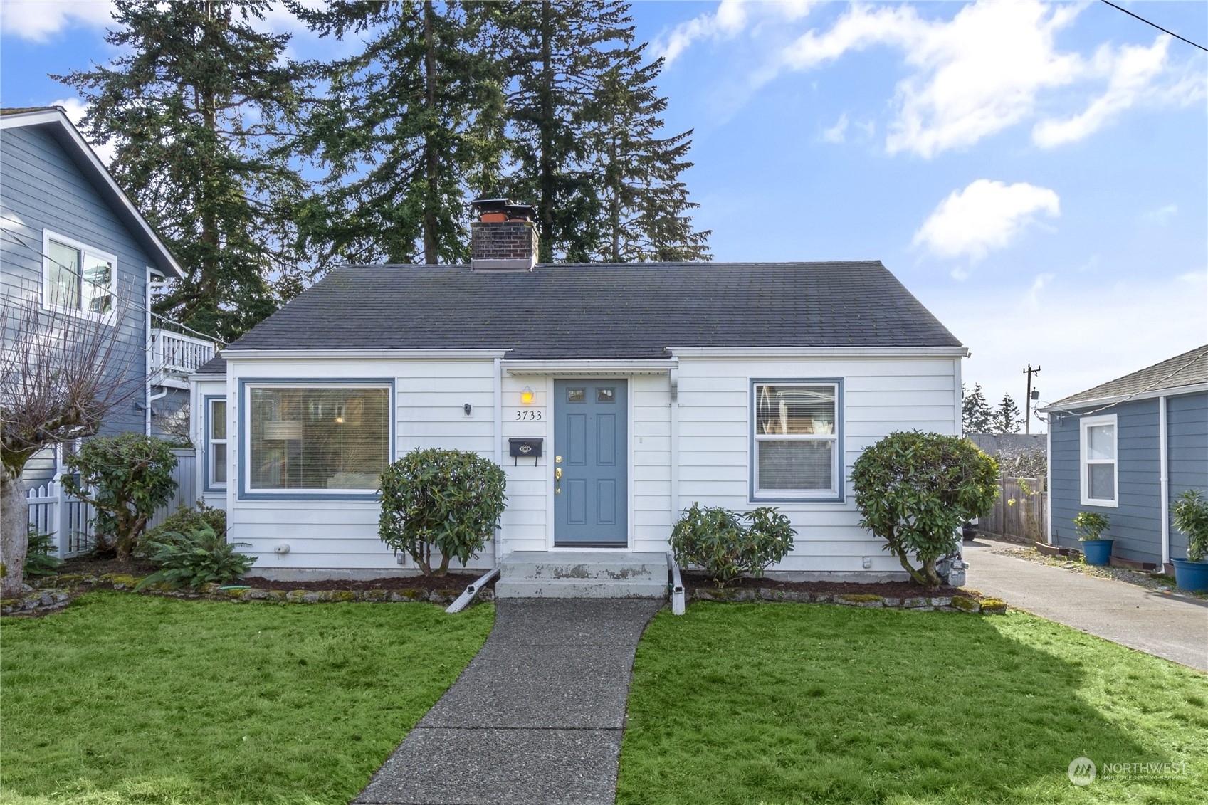 Property Photo: 3733 SW Tillman Street WA 98126