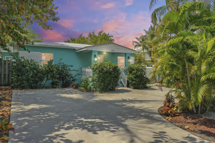 Property Photo: 101 Eldorado Street FL 34949