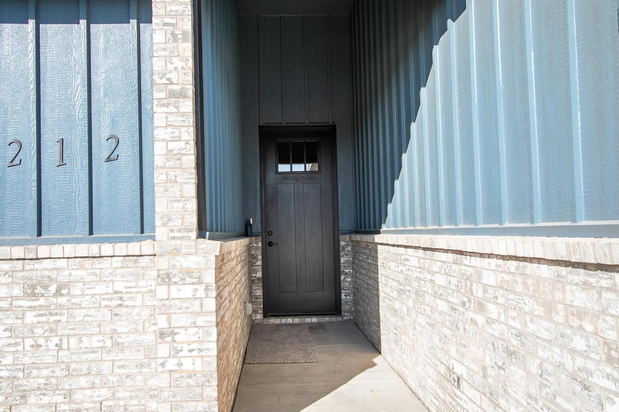 Property Photo:  212 Matson St  KS 67114 