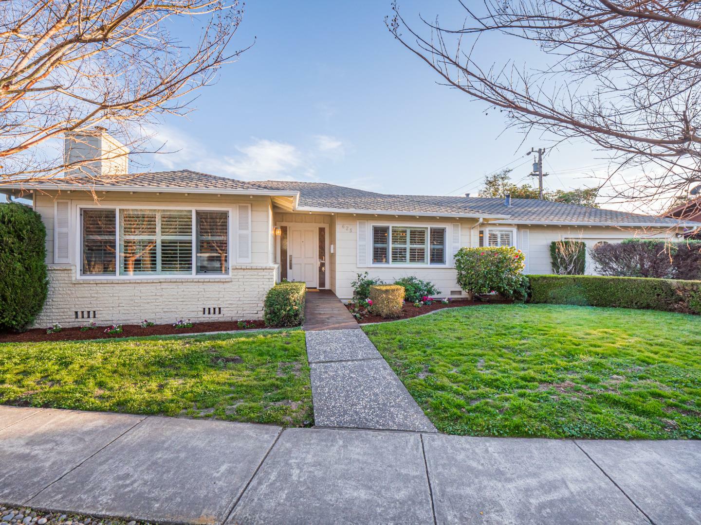 625 Highland Avenue  Santa Cruz CA 95060 photo