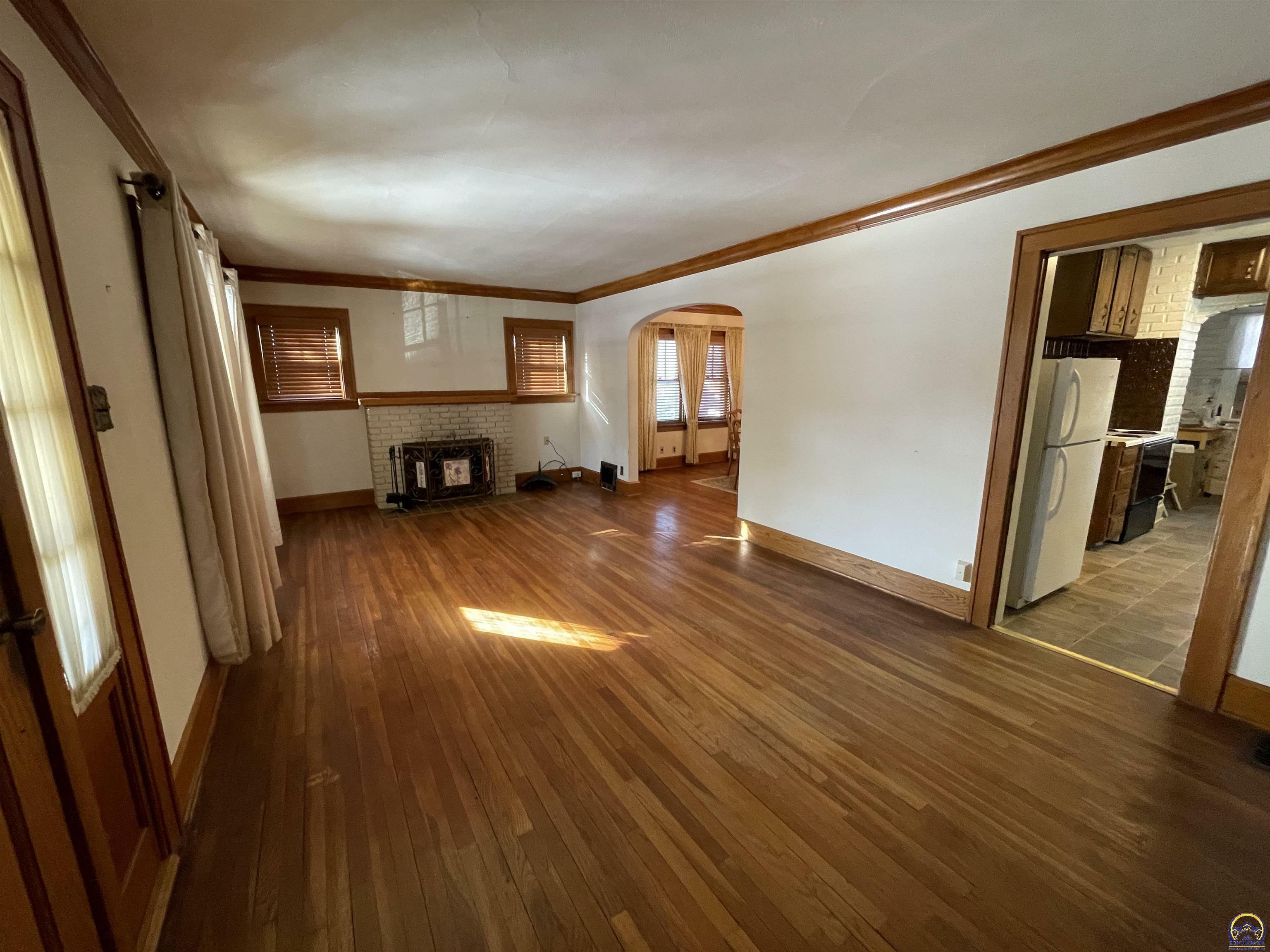 Property Photo:  1515 SW Macvicar Ave  KS 66604 