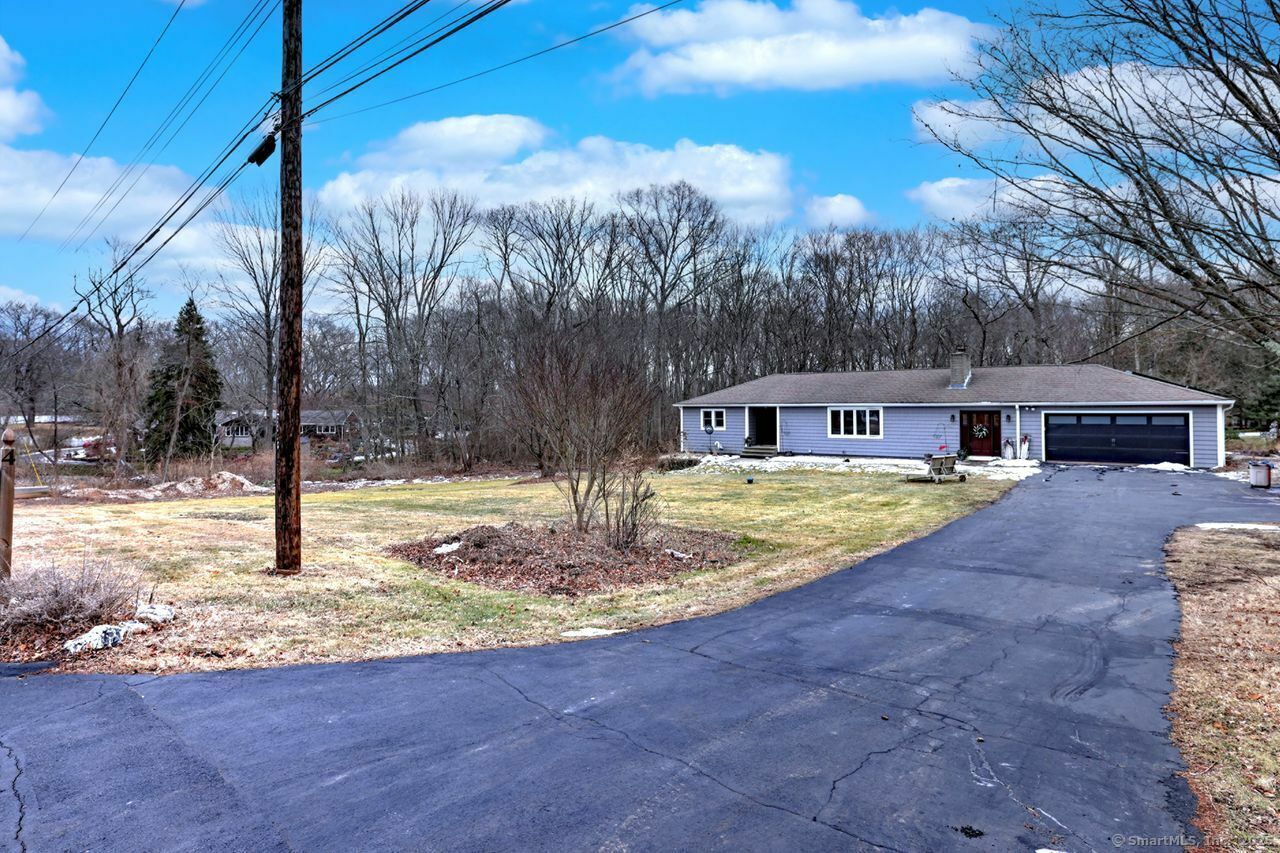 4 Burma Road  Woodbridge CT 06525 photo