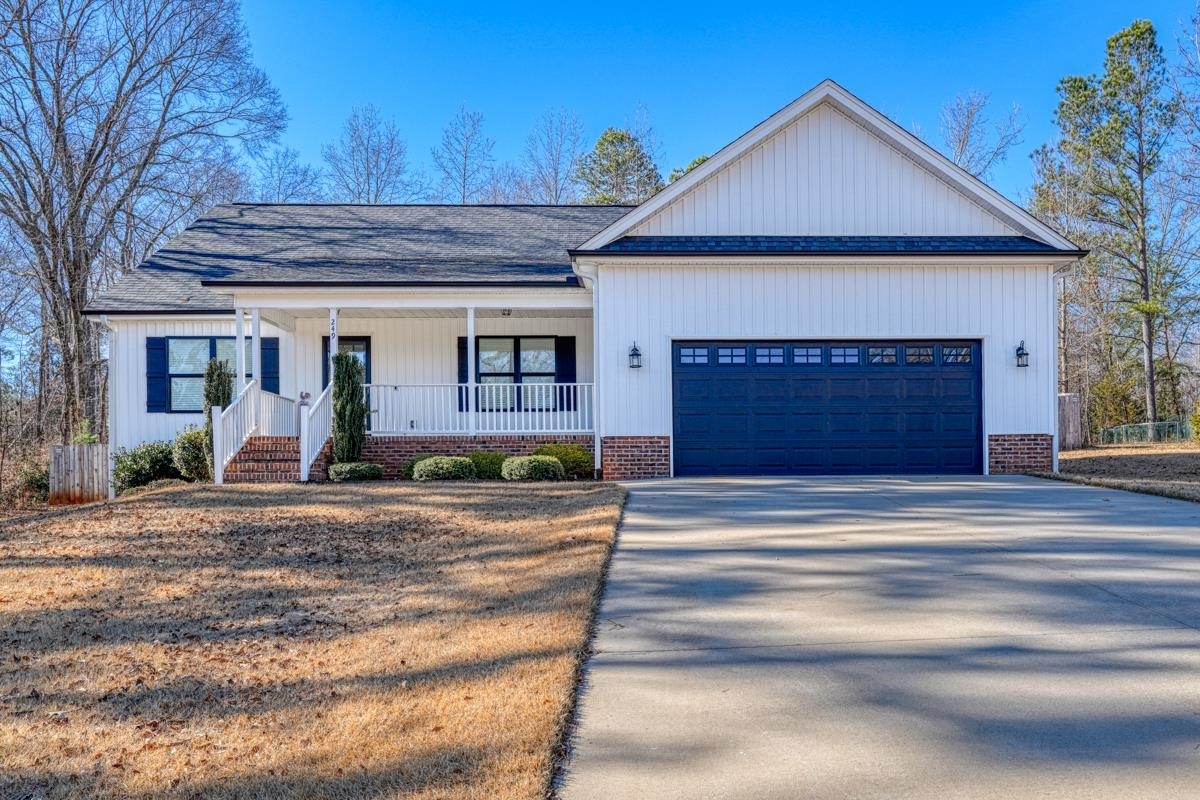 Property Photo: 249 Gibson Road SC 29302