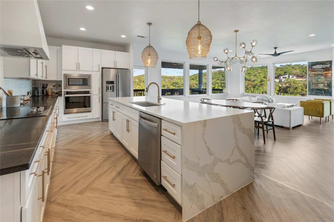 6200 Valleyview Drive  Lago Vista TX 78645 photo