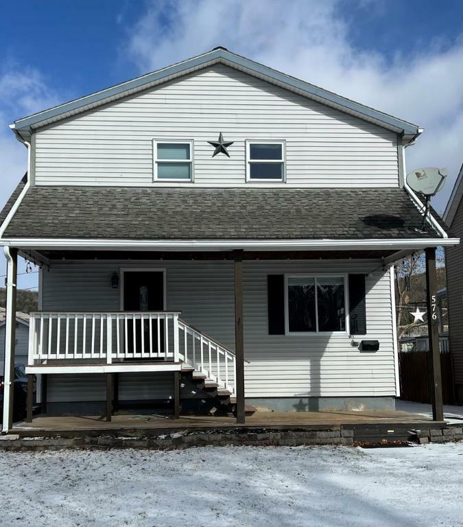 Property Photo:  576 W High Street  NY 14870 