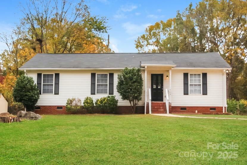 Property Photo:  106 Eighth Street  SC 29745 