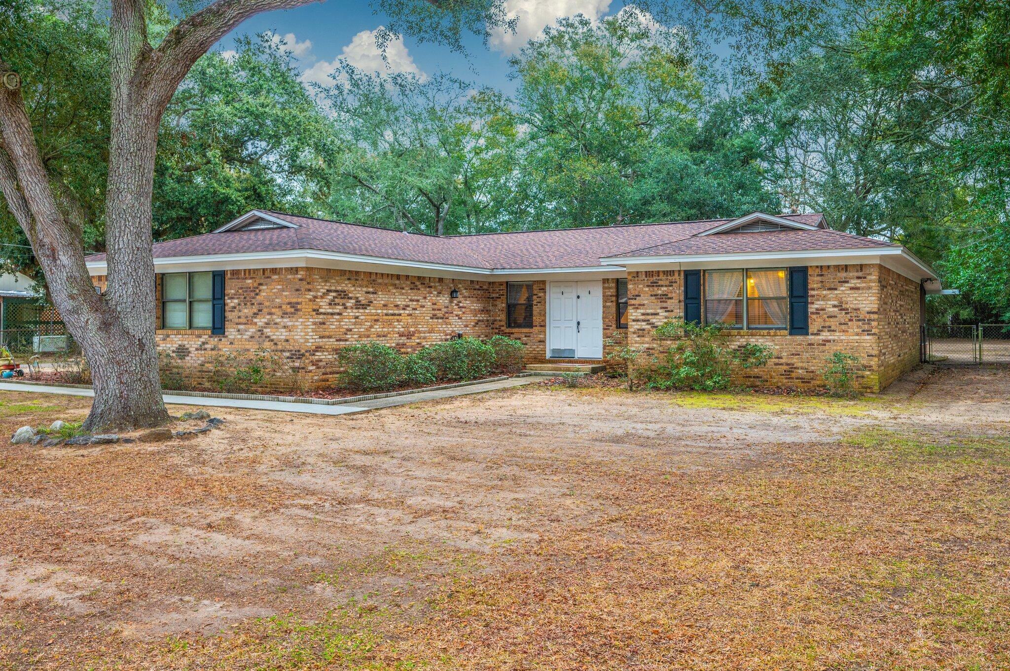 Property Photo:  6020 Oakwood Drive  FL 32570 