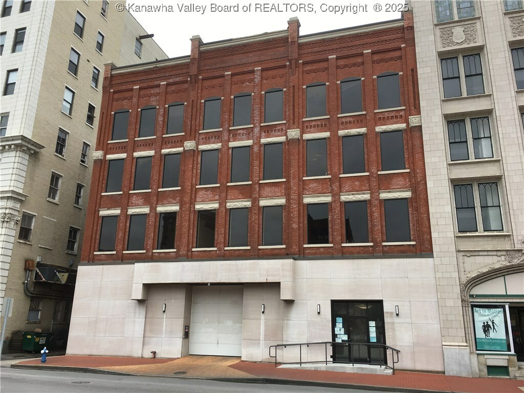814 Virginia Street E 15  Charleston WV 25301 photo