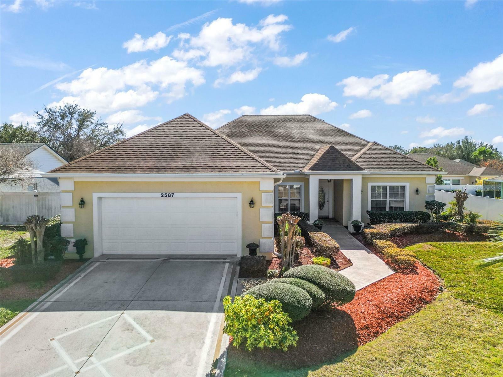 Property Photo: 2587 Tremont Drive FL 32726