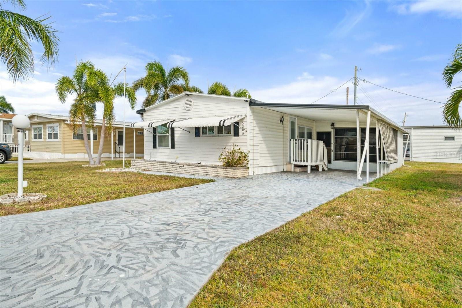 Property Photo:  5205 5th Street E  FL 34203 