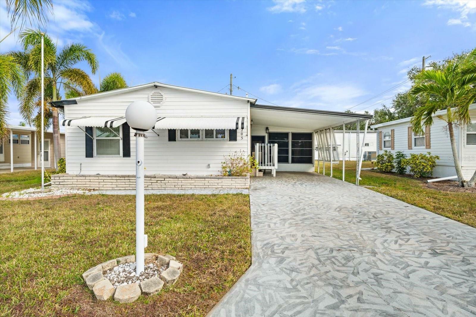 Property Photo: 5205 5th Street E FL 34203