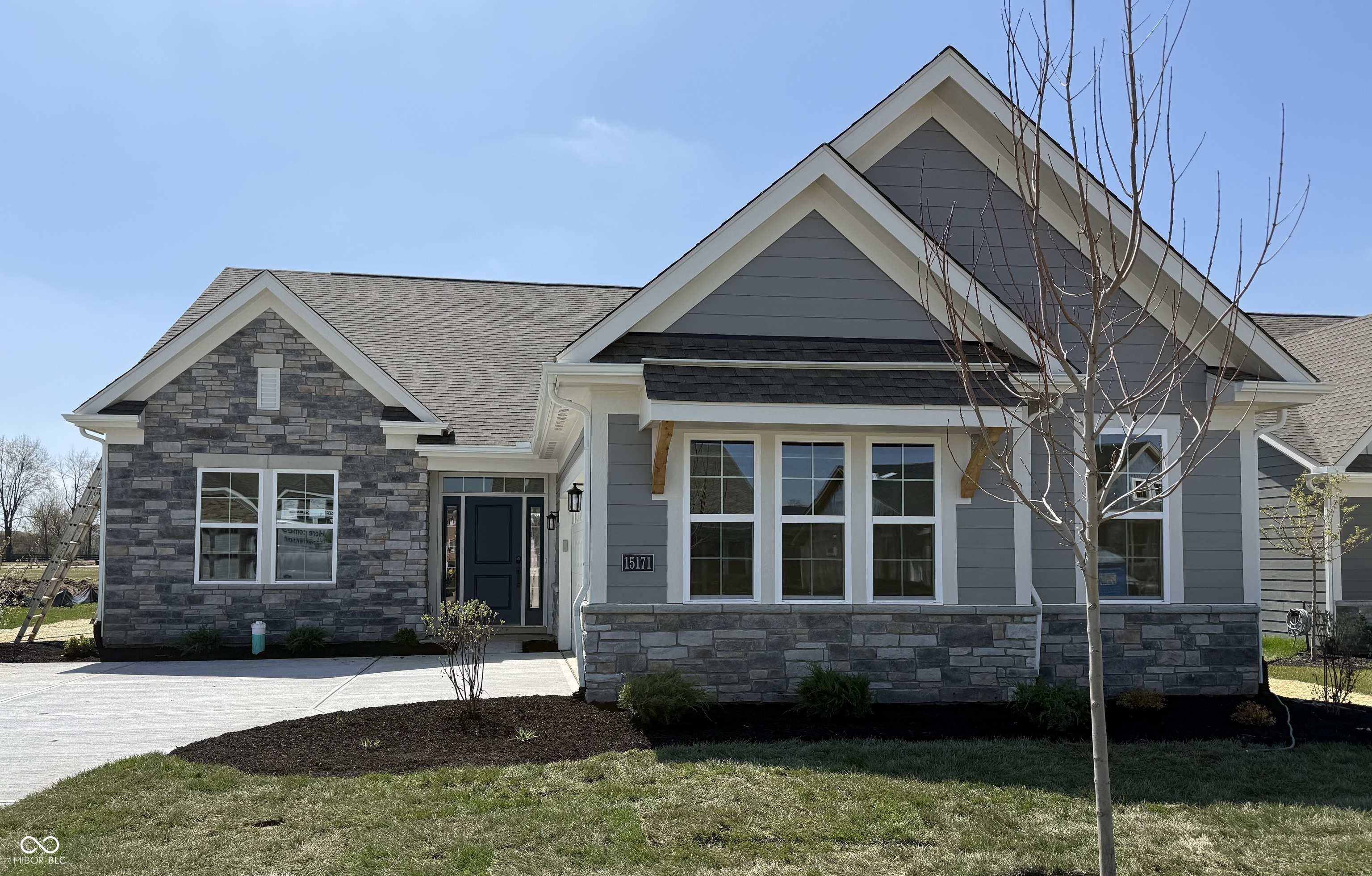 Property Photo: 15171 Covebrook Lane IN 46037