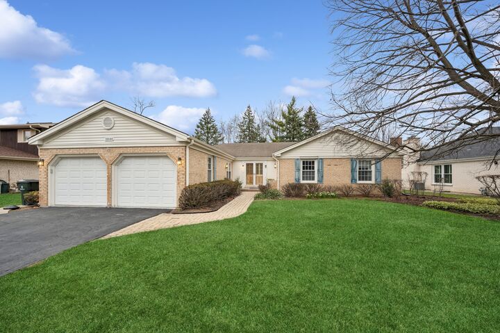 3844 Grace Lane  Glenview IL 60025 photo