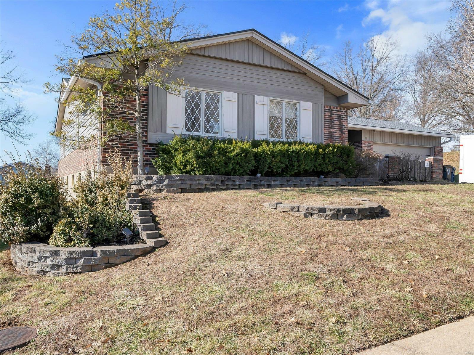 Property Photo:  905 Mansionhill Drive  MO 63011 