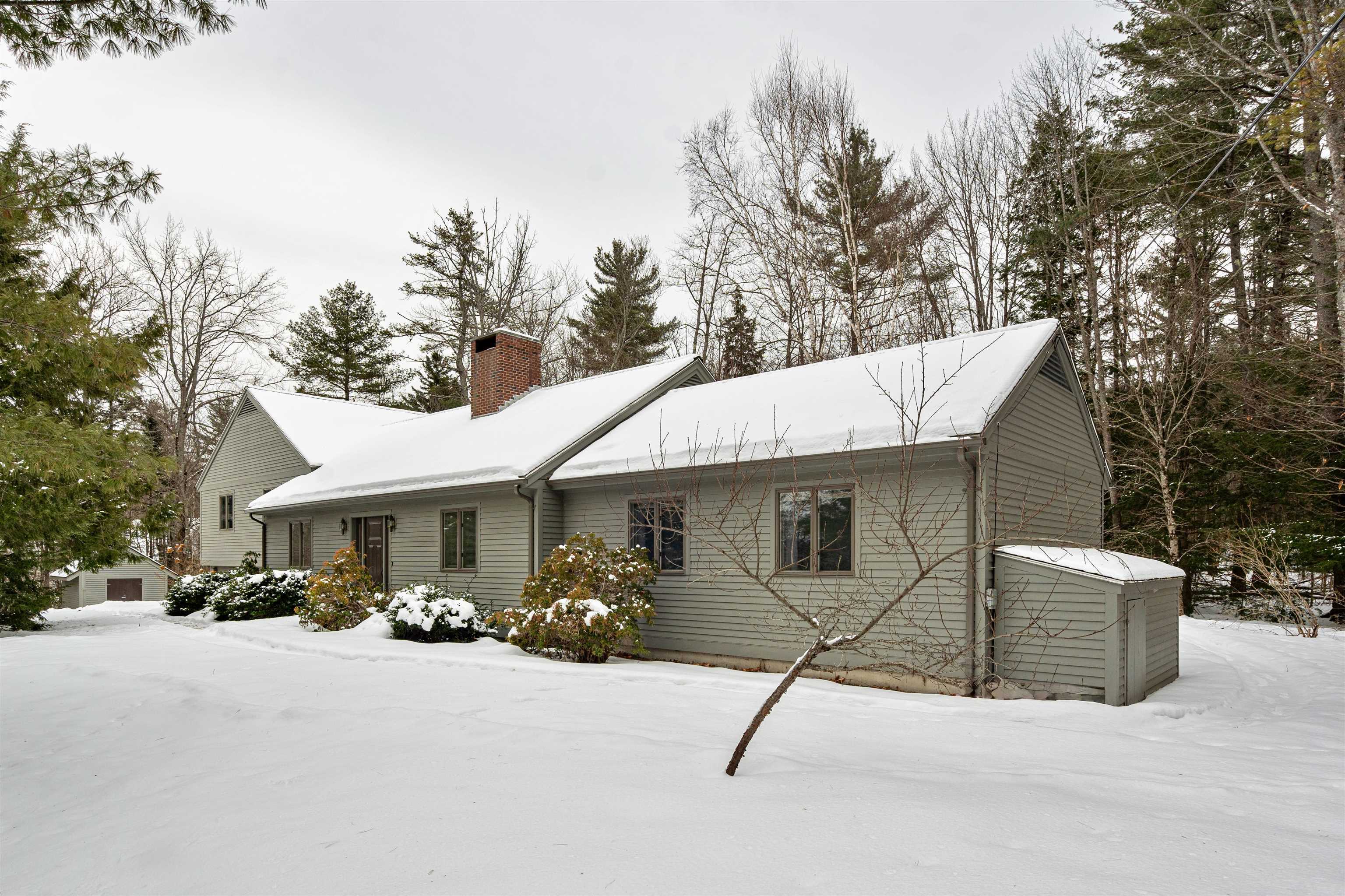 Property Photo:  209 Fairway Lane  NH 03257 