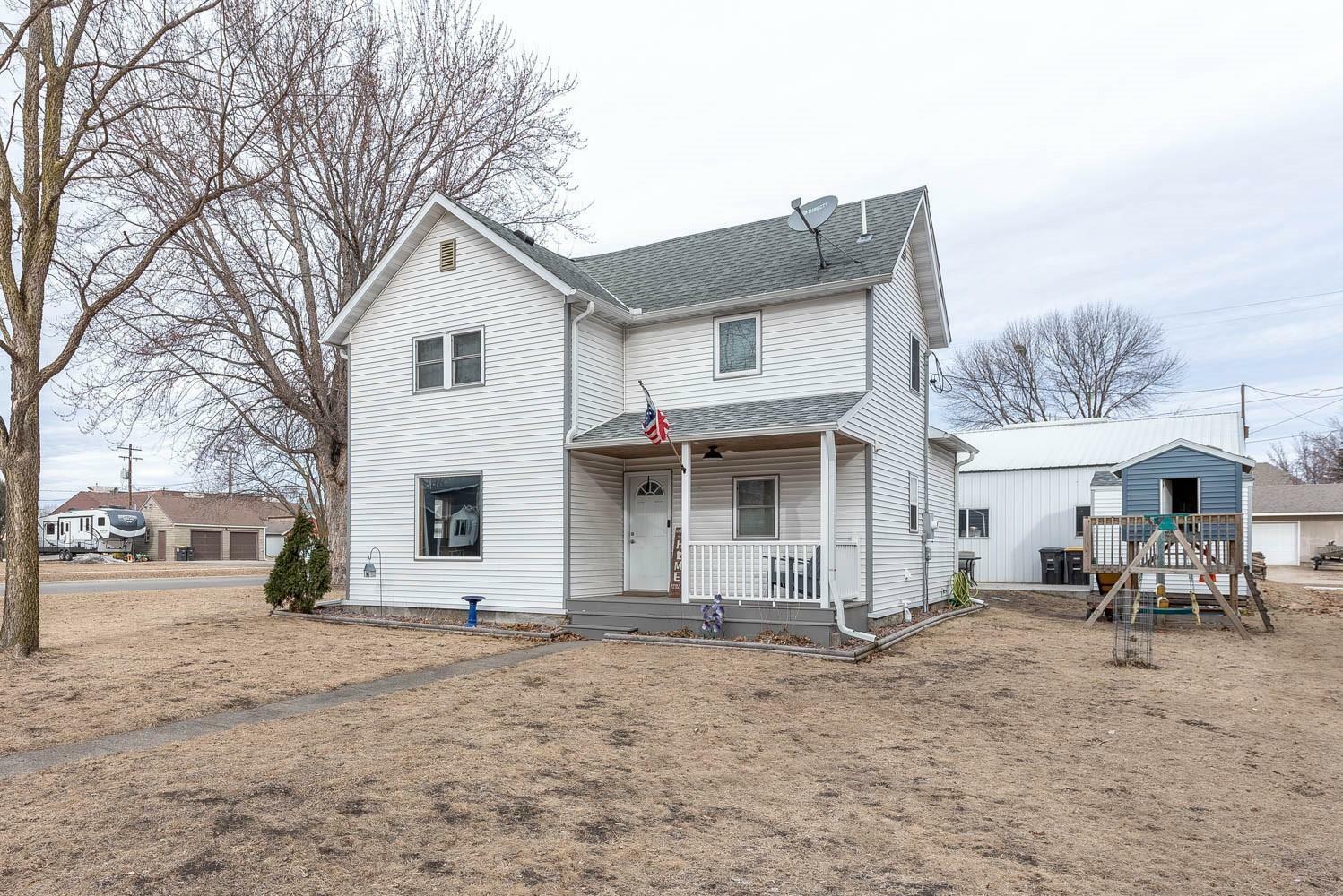 Property Photo:  329 Cedar Street  MN 56074 