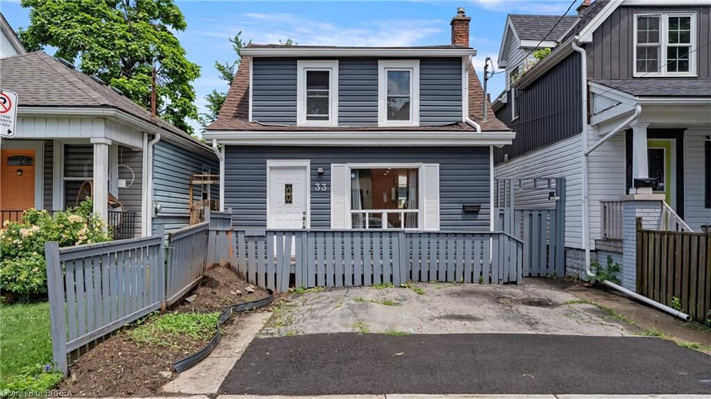 Property Photo: 33 Highland Avenue ON L8L 1Y8
