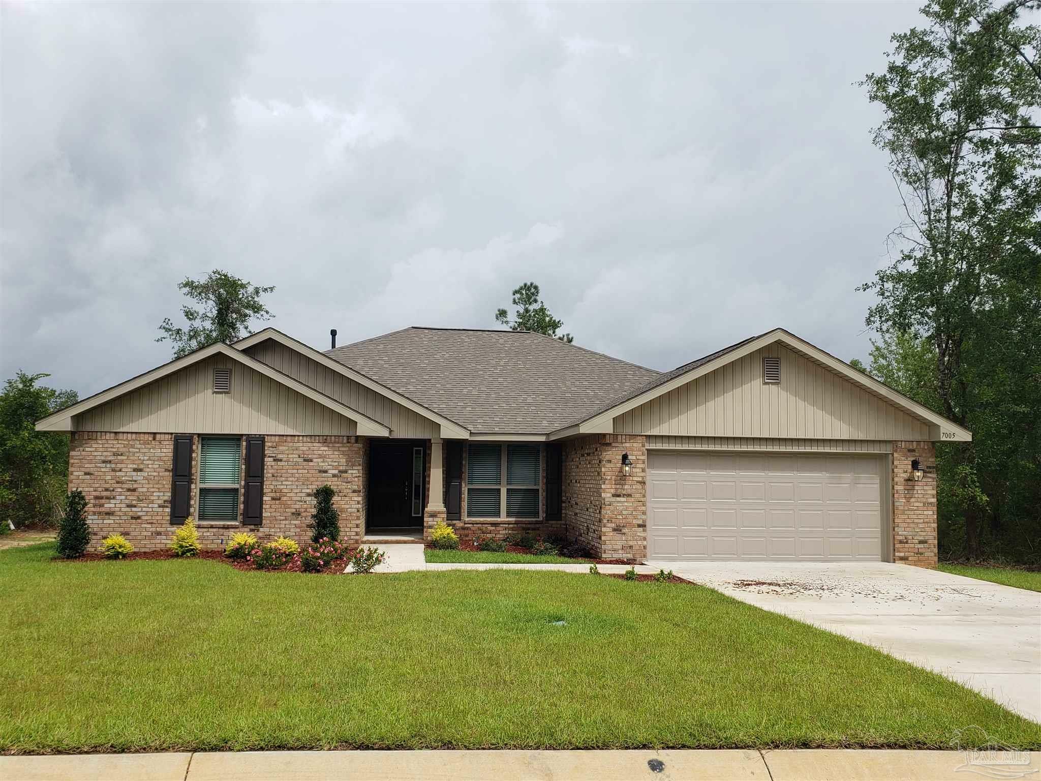 Property Photo:  196 Cedar Tree Ln 53B  FL 32533 