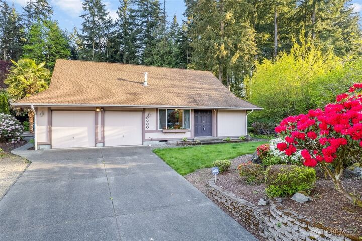Property Photo:  9230  119th Street E  WA 98373 