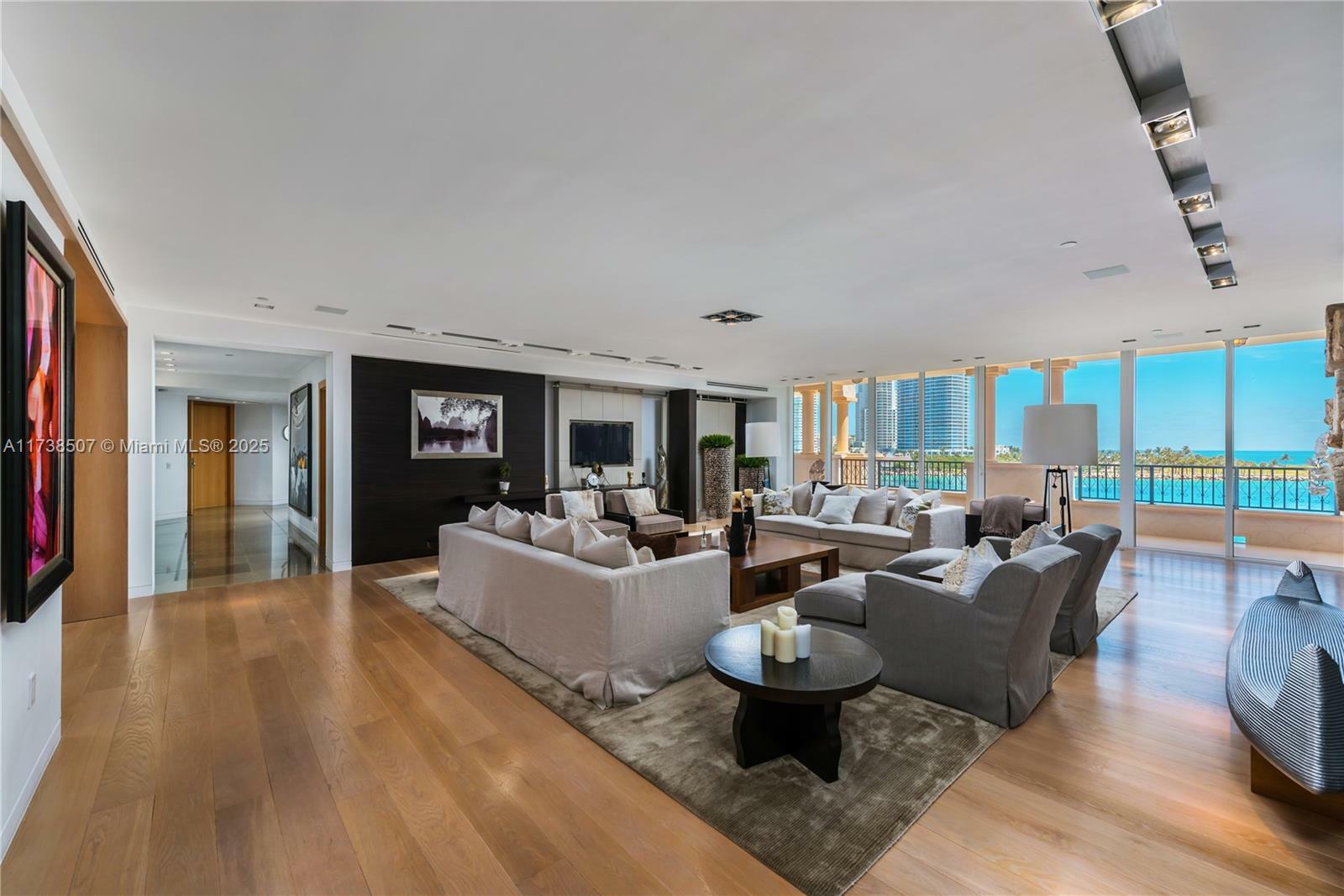 Property Photo:  7143 Fisher Island Dr 7143  FL 33109 