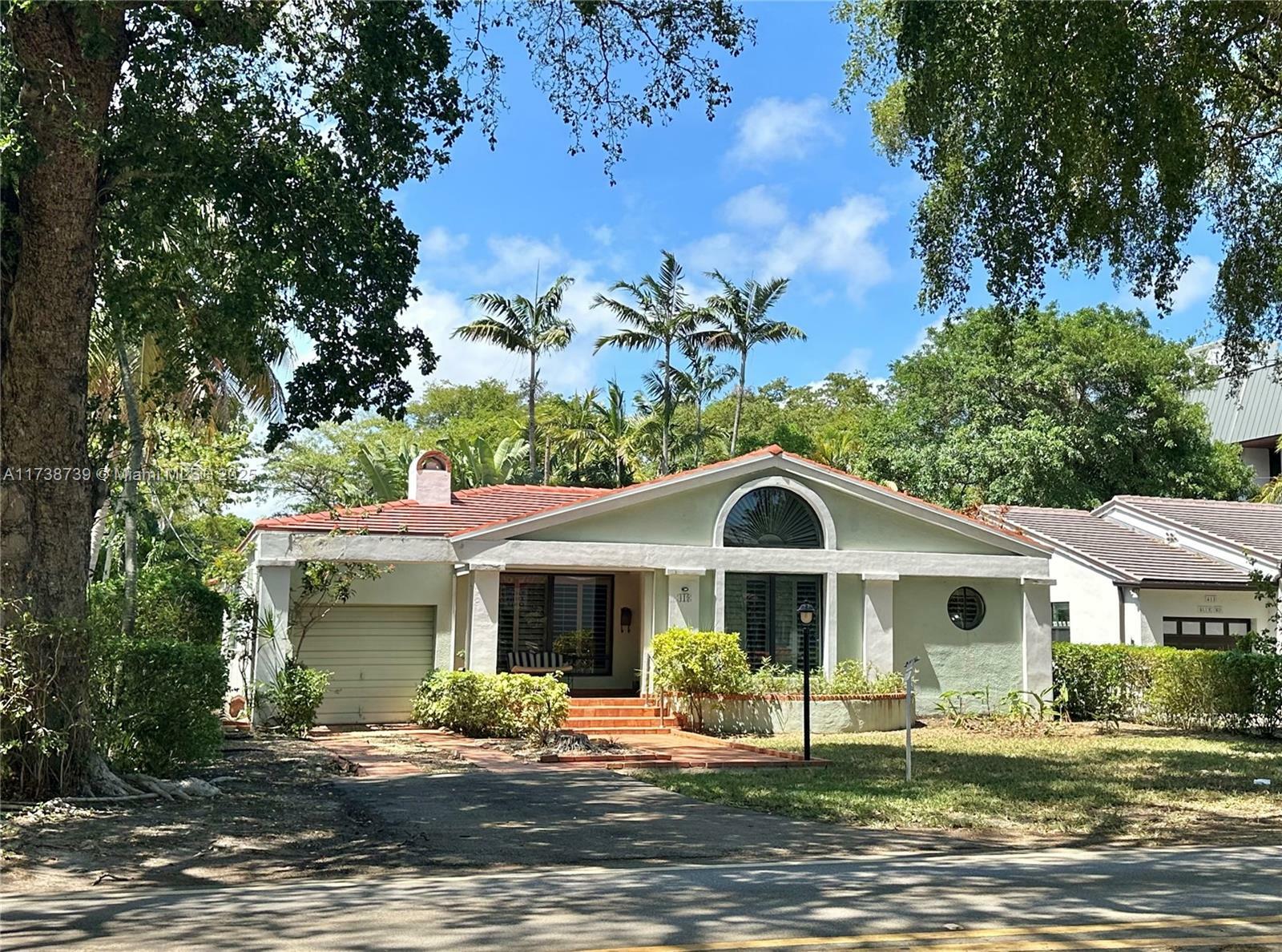 Property Photo: 419 Blue Rd FL 33146