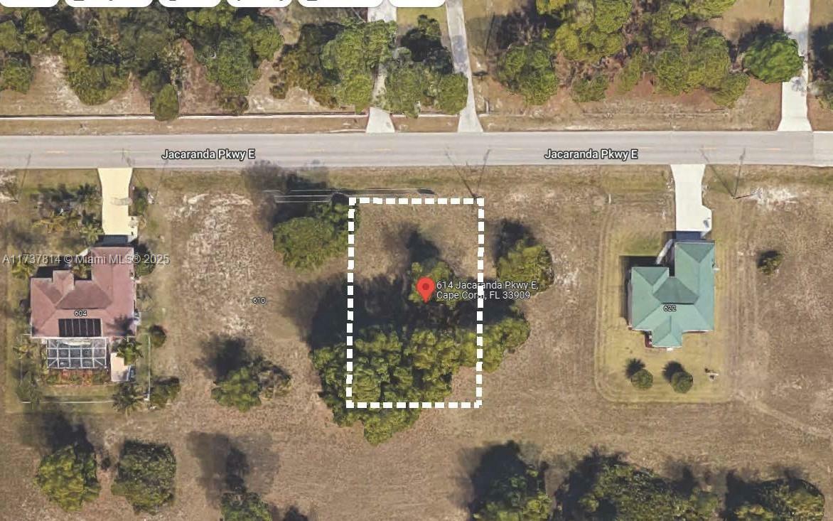 Property Photo:  614 Jacaranda Pkwy E  FL 33909 