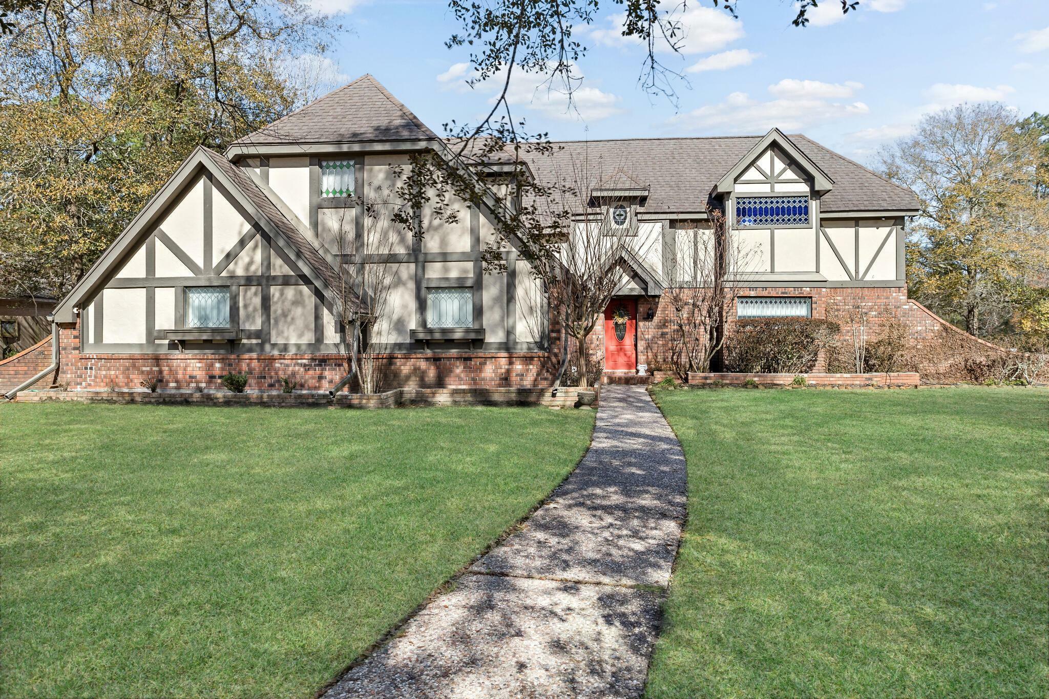 Property Photo: 4702 Frost Place TX 77632