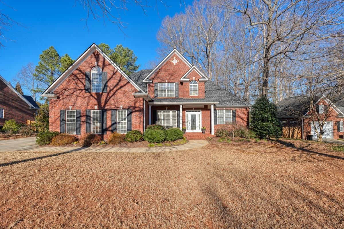 Property Photo:  685 Mosswood Lane  SC 29301 