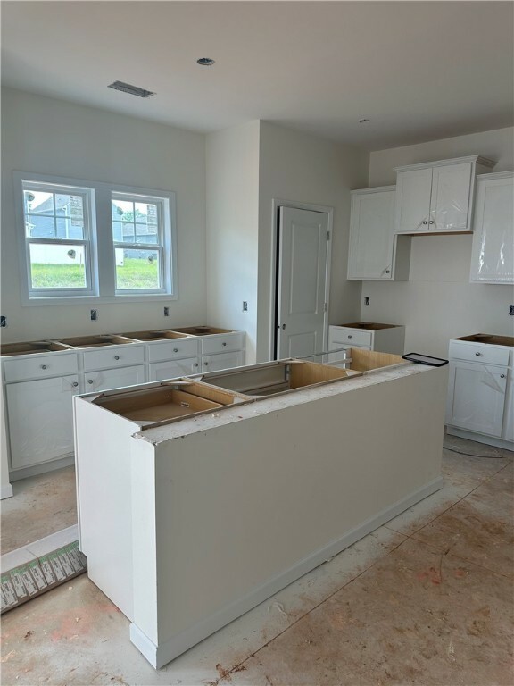 Property Photo: 203 Brown Circle SC 29642