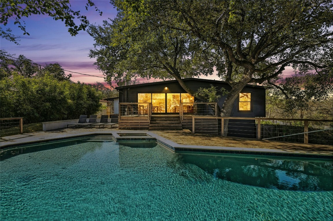 Property Photo:  1 Sugar Shack Drive  TX 78746 