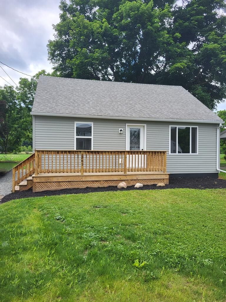 Property Photo:  1289 Pennsylvania Avenue  NY 14871 